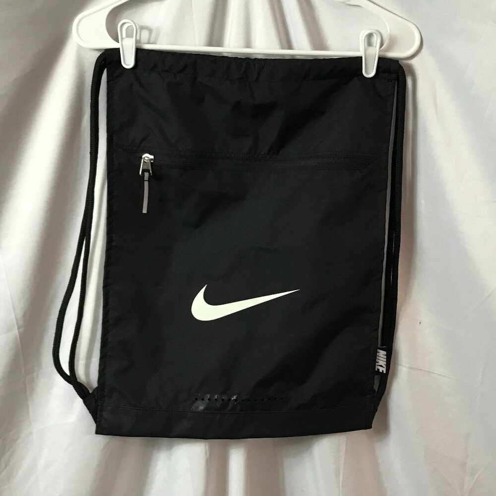 Nike Two Tone Activewear Athletic Sport Cut Gym Tote Bag